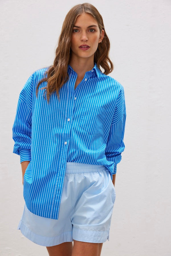 LMND | Chiara Mid Length Stripes Shirt Ink Blue/White | Girls With Gems