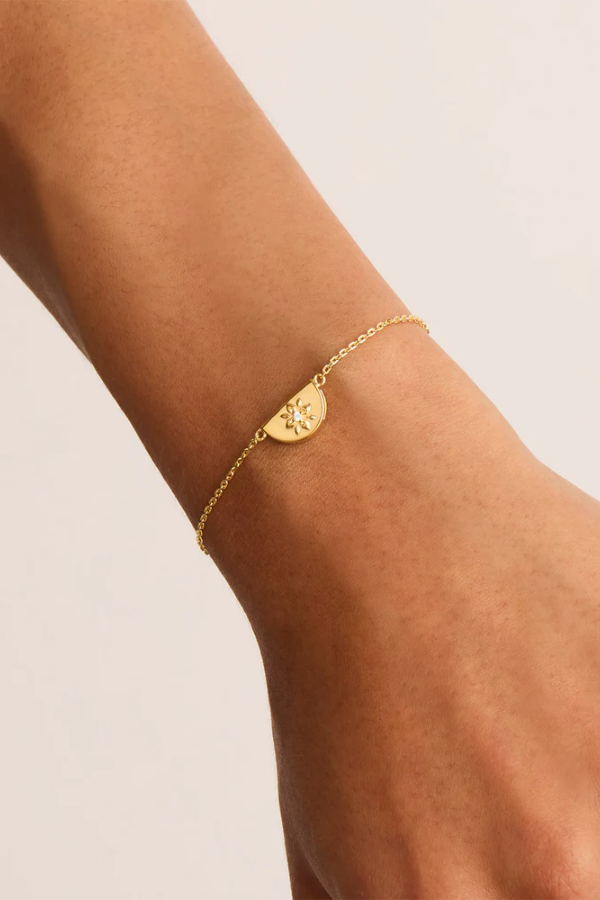 By Charlotte | Lotus Bracelet 18k Gold Vermeil | Girls with Gems