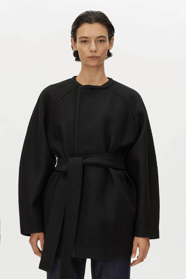 Base Jacket Black