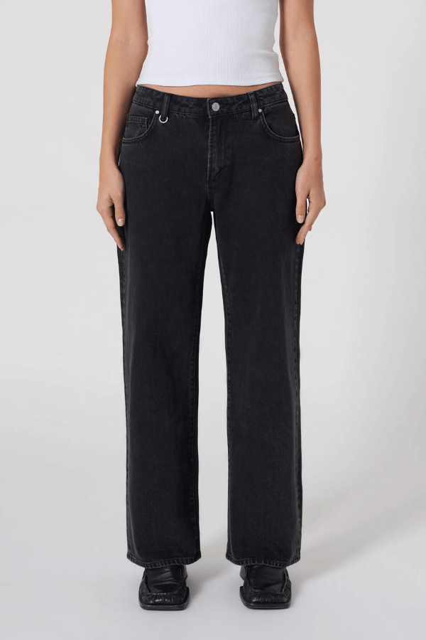 Neuw Denim | Daria Boyfriend French Black | Girls With Gems