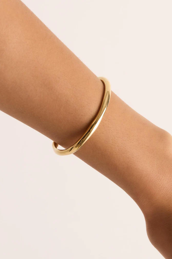 By Charlotte | Lover Cuff 18k Gold Vermeil | Girls with Gems