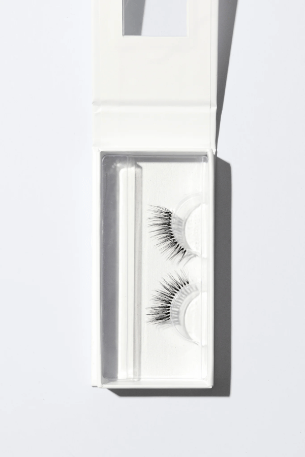 Three Fourths 0.3 Lashes