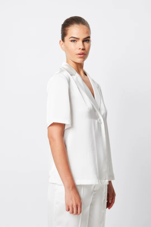 Mossman | Adrift One Button Shirt White | Girls With Gems