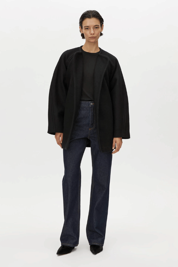 Base Jacket Black
