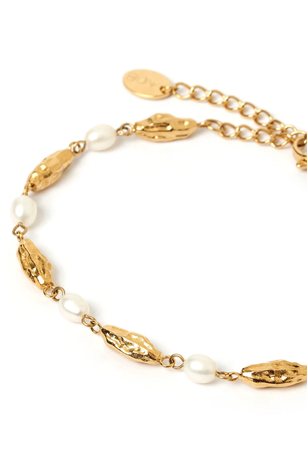 Arms of Eve | Mimi Pearl and Gold Bracelet | Girls with Gems