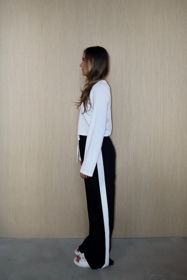 Sneaky Link | Claudia Long Sleeve Top White | Girls With Gems
