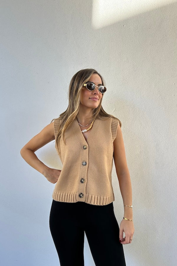 Sneaky Link | Mia Vest Caramel | Girls With Gems