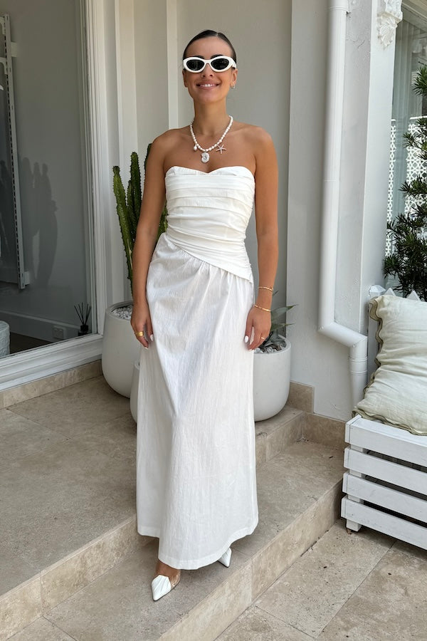 Sovere | Lyric Maxi Dress Off White | Girls with Gems