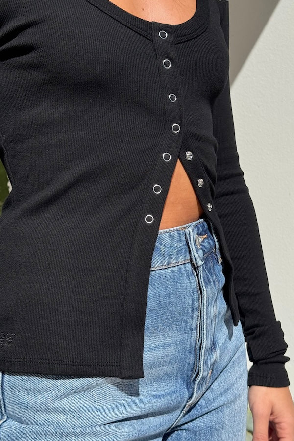 Sneaky Link | Lottie Long Sleeve Top Black | Girls With Gems