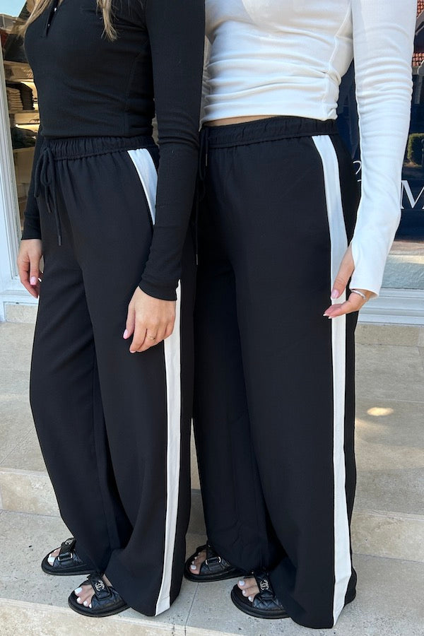 Sneaky Link | Aspen Lounge Pant Black/White | Girls With Gems