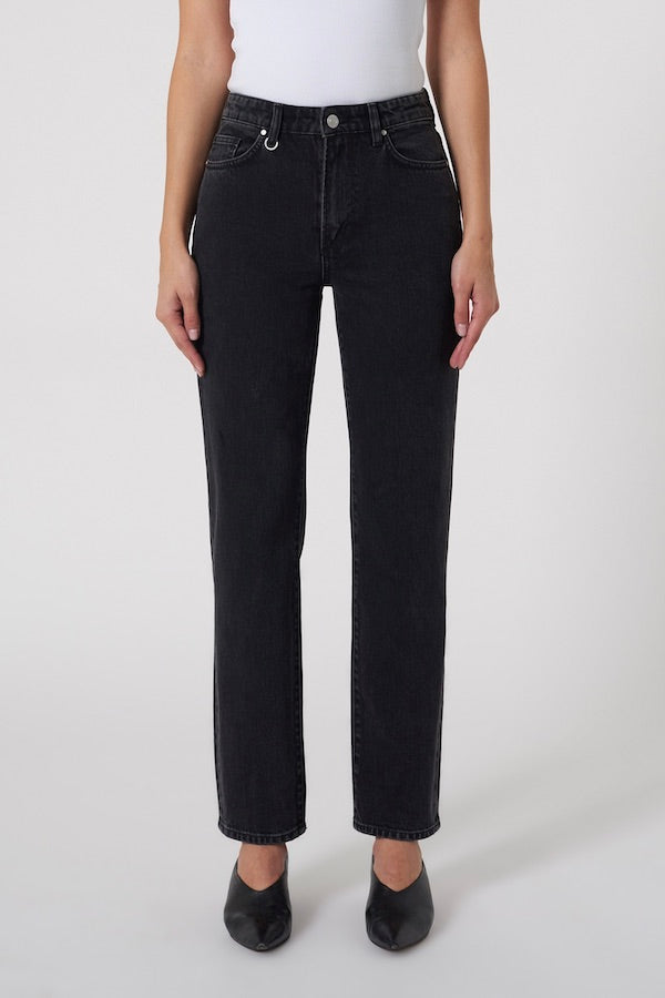 Neuw Denim | Mica Straight French Black | Girls with Gems